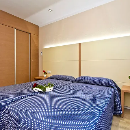 Flora Aparthotel Port de Pollença