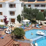 Ξενοδοχείο με διαμερίσματα Flora