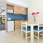 Appart hôtel Flora 3*