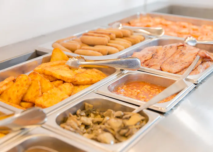 Flora Apartmanhotel 3*