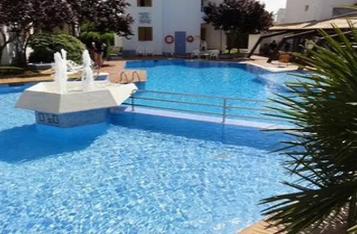 Apartmanhotel Flora 3*