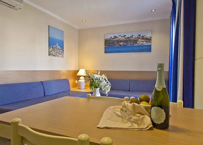 Flora 3* Порт-де-Польєнса