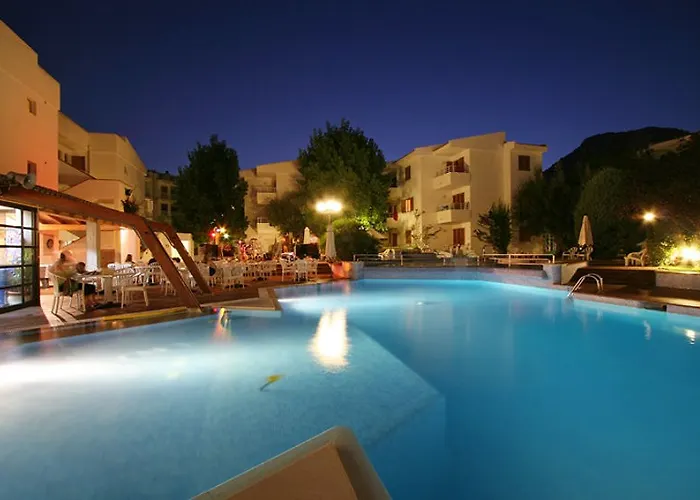 Flora Apartmanhotel Port de Pollença